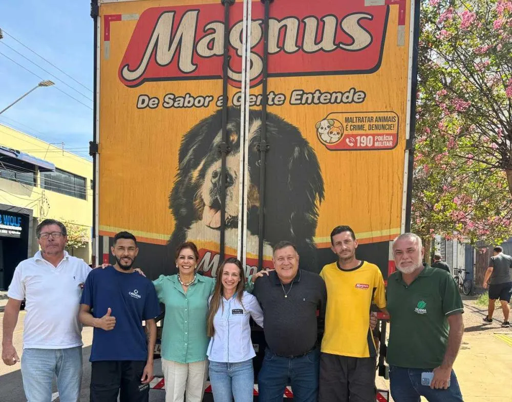 🐶 Assis recebe 1 tonelada de alimentos para pets e fortalece a causa animal