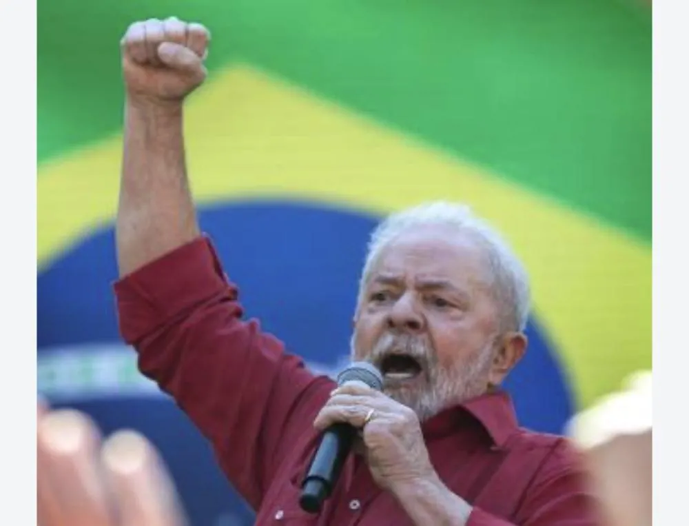 Lula vence Flávio Bolsonaro e conquista quarto mandato inédito