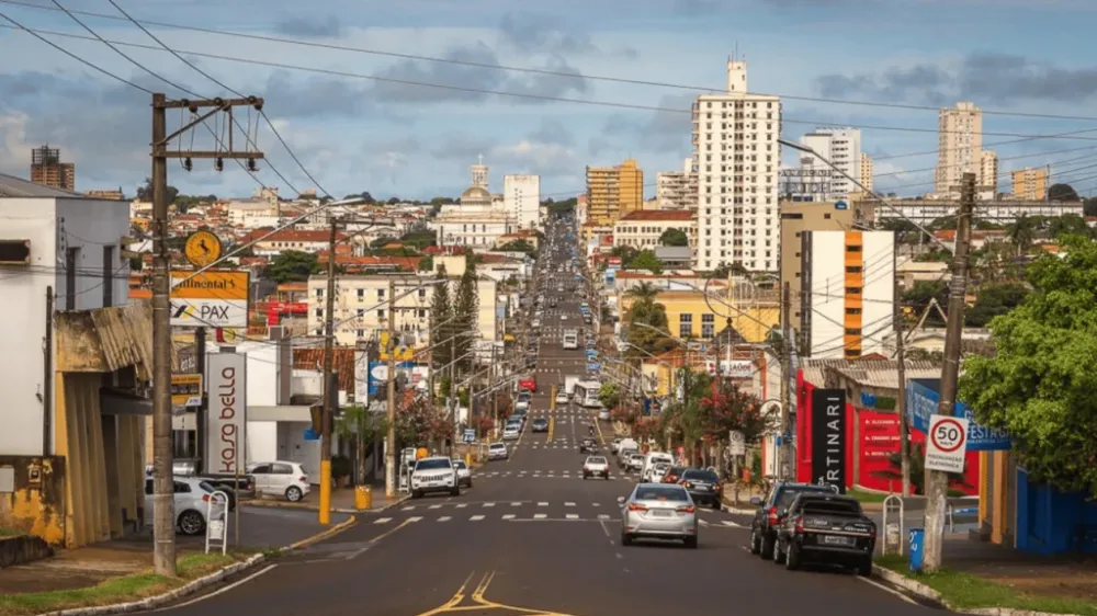 📢 Feriado do Dia do Trabalhador: Confira o que abre e fecha em Assis nesta sexta-feira