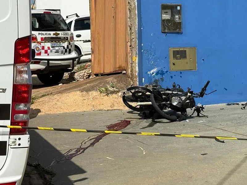 🚔 Perseguição termina em acidente grave na Avenida Mário de Vitto