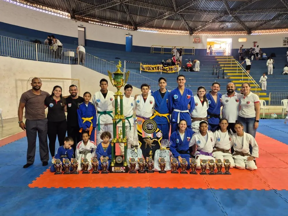 🥋 Judô Giberti, de Assis, dá show e conquista o título geral no 2º Torneio Irmãos Araújo 🥇🏆