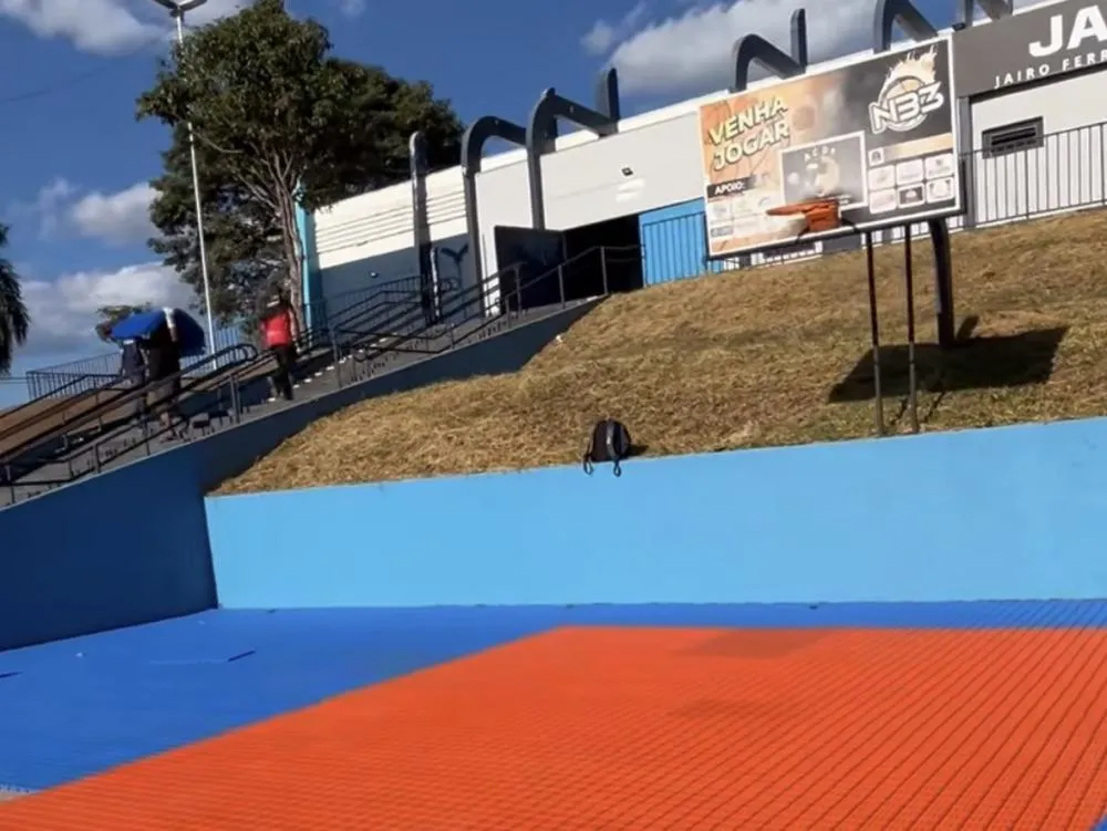 Quadra 3x3 do “Jairão” recebe novo piso tecnológico🏀