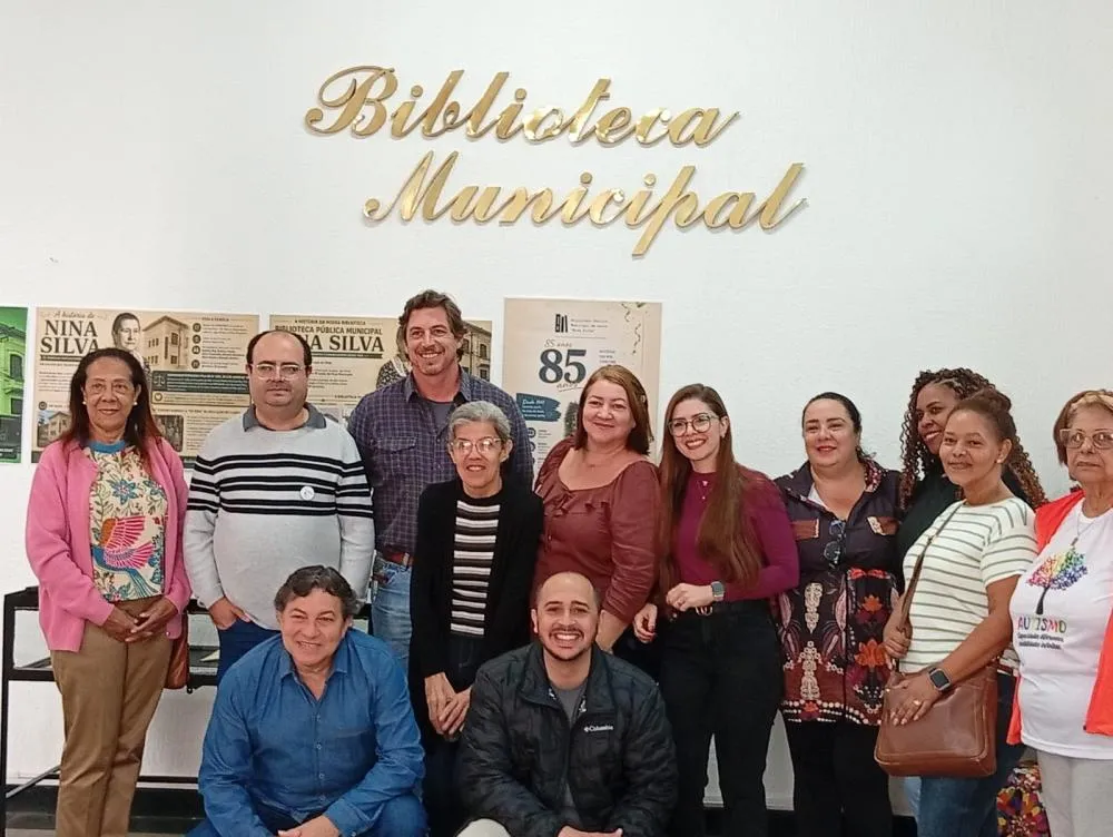 🏛️ Do antigo Fórum ao universo das letras: Biblioteca “Nina Silva” celebra 85 anos como o coração cultural de Assis