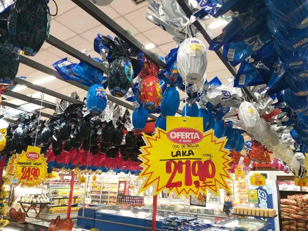 🍫 💸O fenômeno da segunda-feira de Páscoa: preço dos ovos de chocolate despencam. Por que?